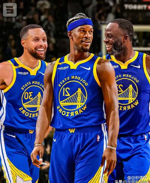 女排世联赛香港站：中国女排3-1日本队，八人表现满分，两人及格（女排世联赛香港站：中国队3比1力挫日本 八人满分两人及格）