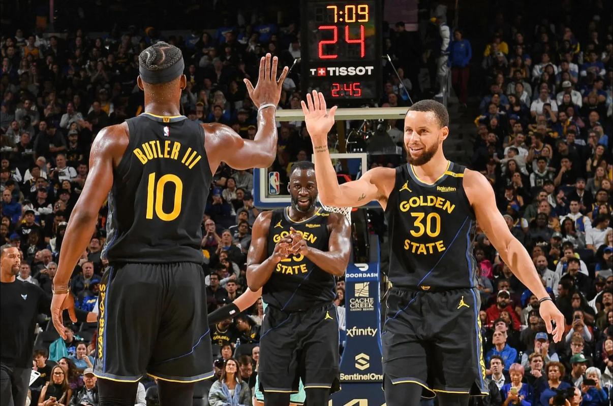 罗马诺：恩德里克优先考虑加盟里昂，里昂正与皇马谈租借（罗马诺：恩德里克倾向加盟里昂，里昂正与皇马洽谈租借）